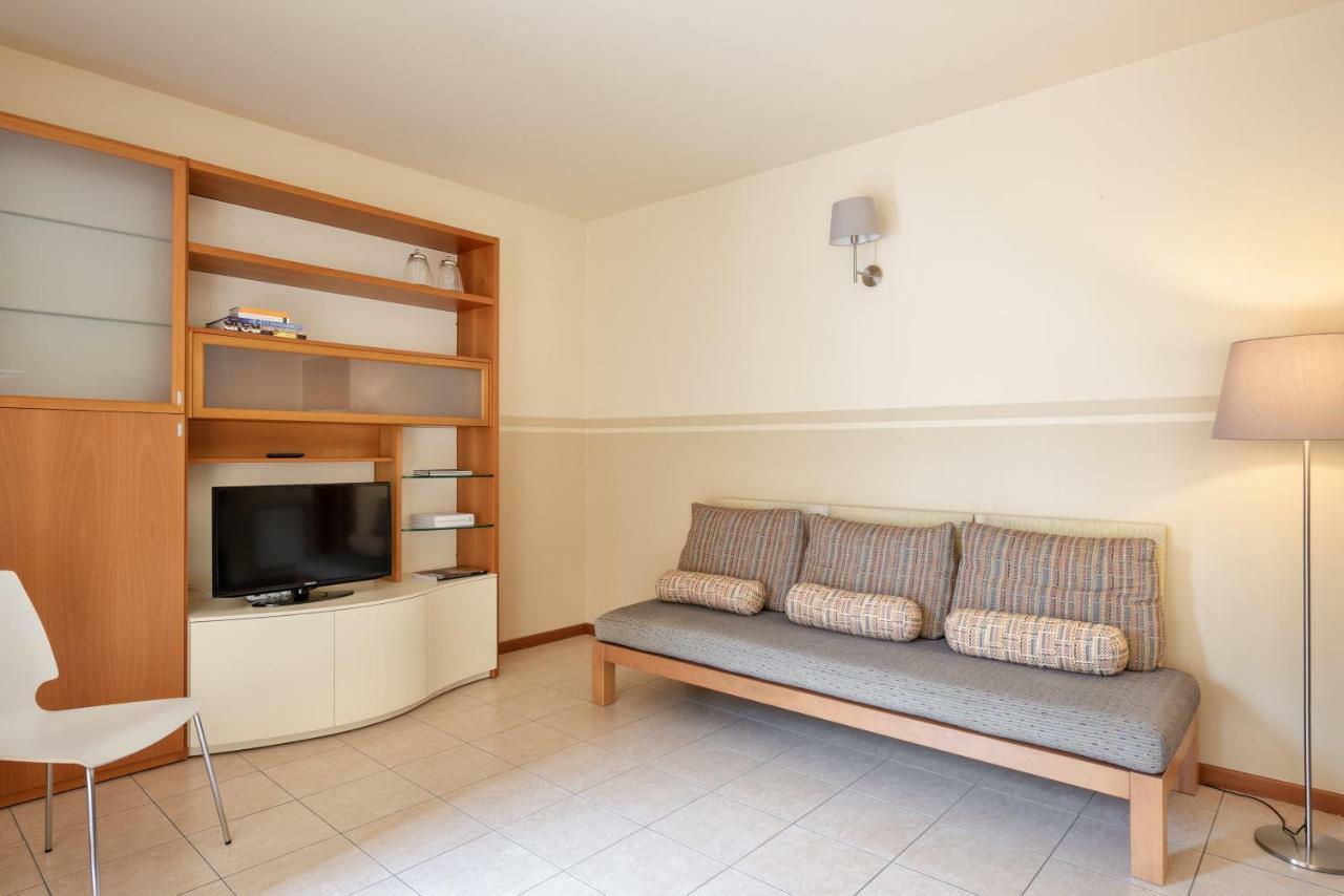 Appartamenti Corte Dei Cipressi Roe Extérieur photo