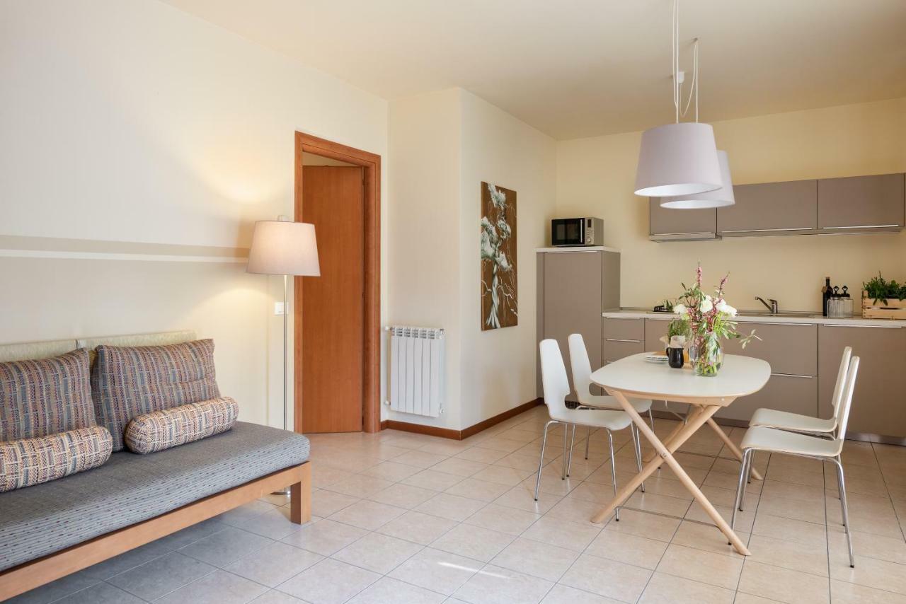 Appartamenti Corte Dei Cipressi Roe Extérieur photo