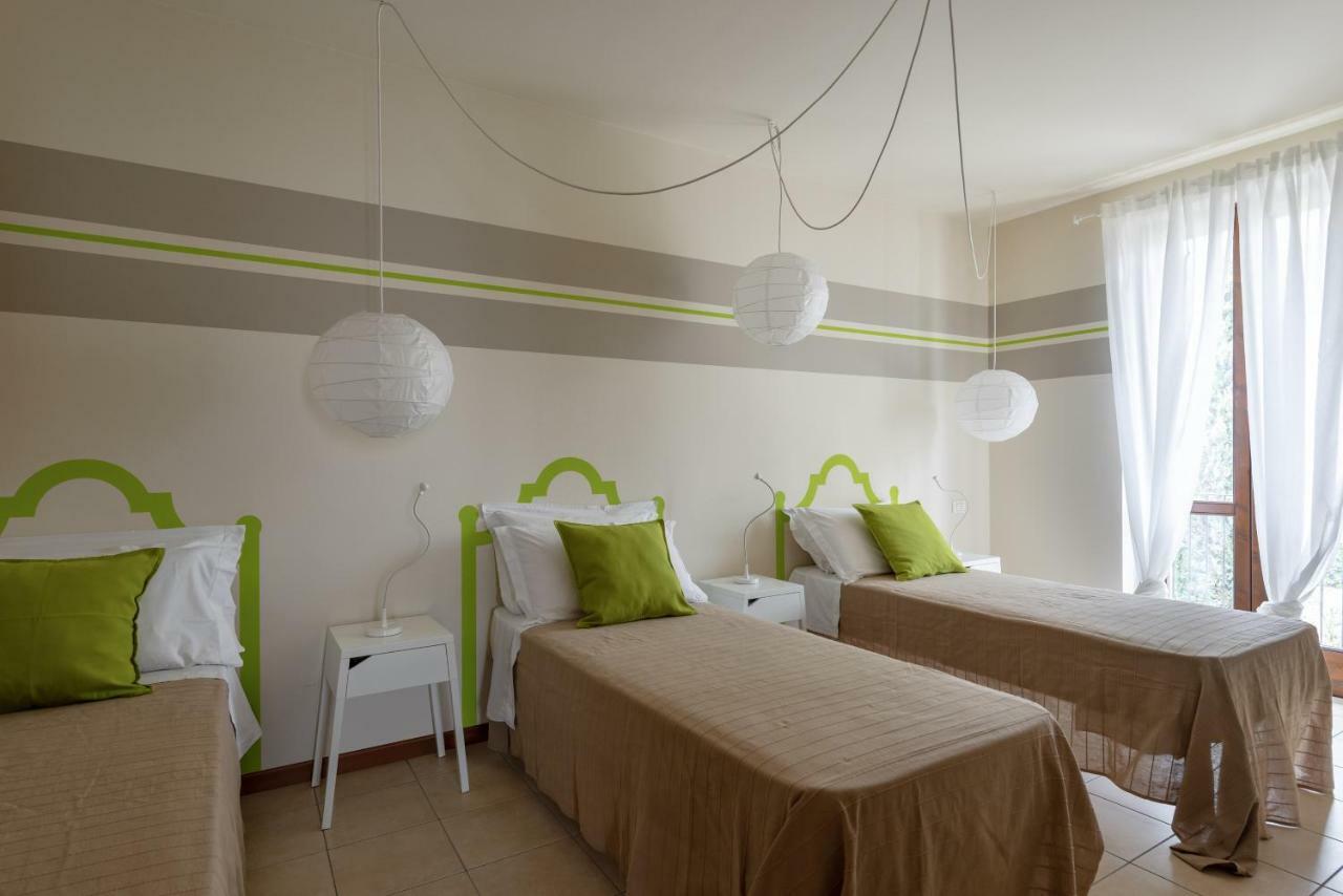 Appartamenti Corte Dei Cipressi Roe Extérieur photo