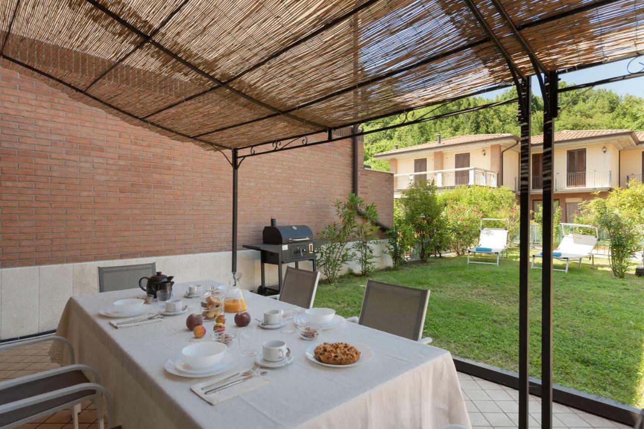 Appartamenti Corte Dei Cipressi Roe Extérieur photo